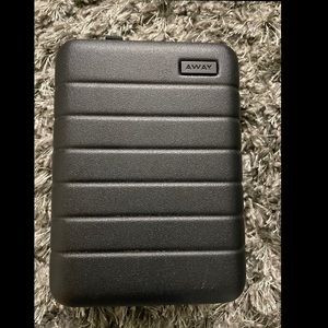 Away Luggage - The Mini